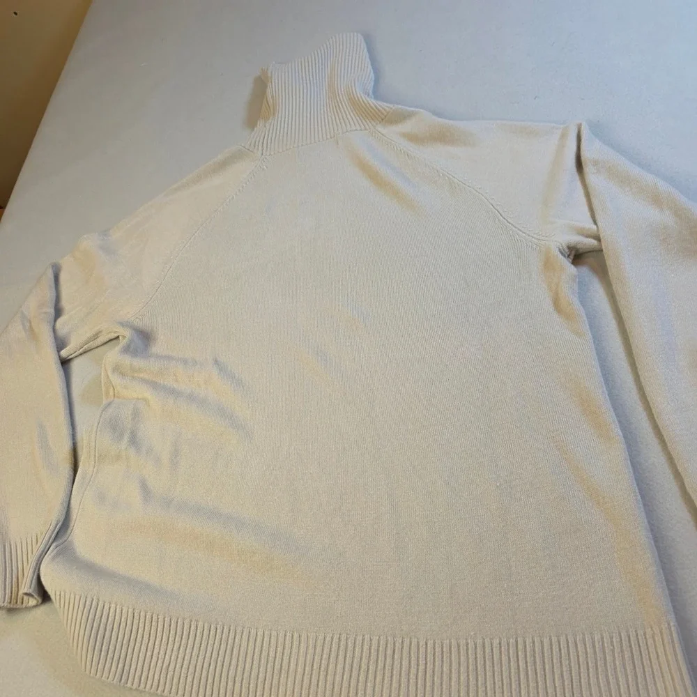Nouveaux Men XL Beige Tan Ribbed Turtleneck Acrylic Knit Raglan Sweater Pullover